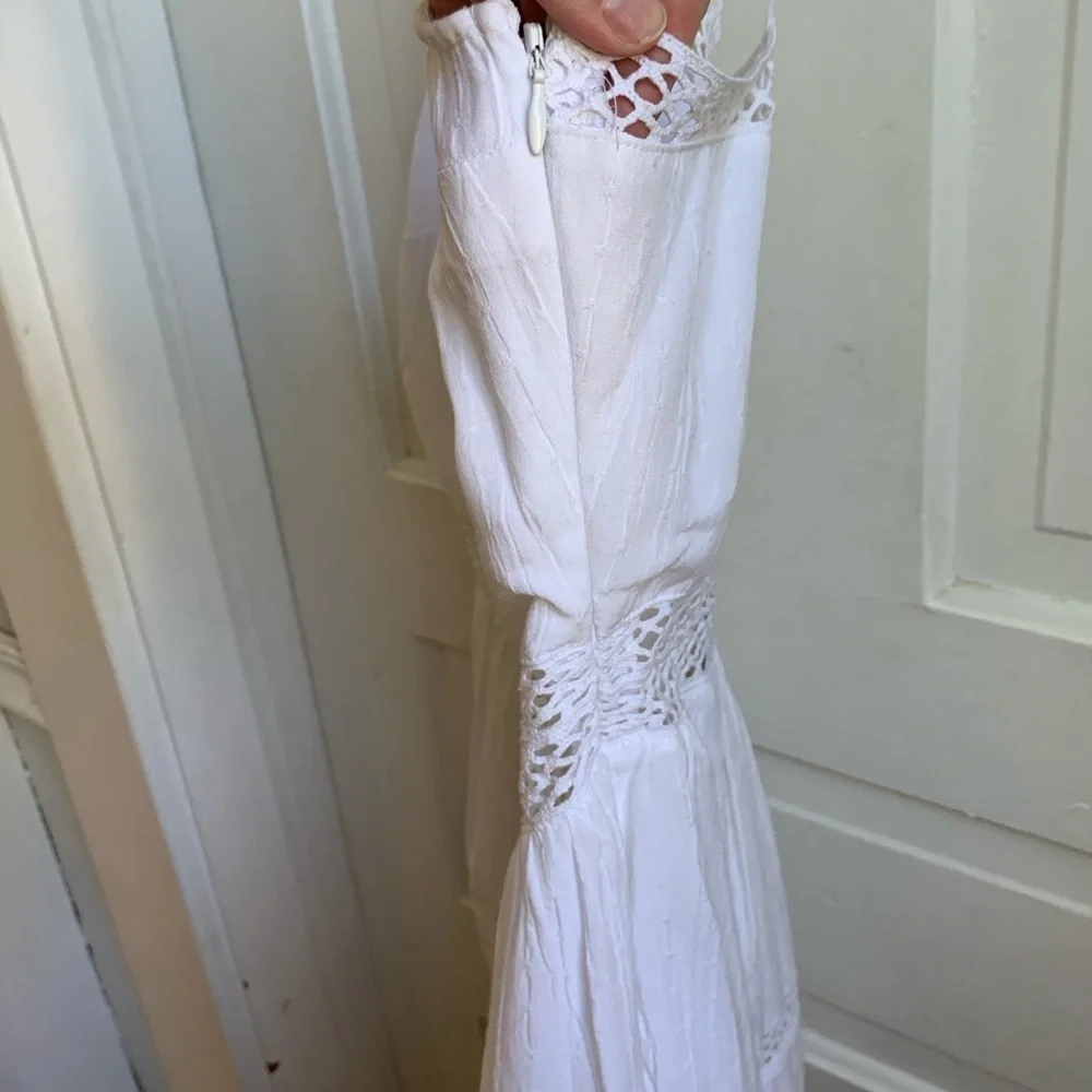 NWT Abercrombie & Fitch White Eyelet Mini Dress Small - Picture 7 of 8